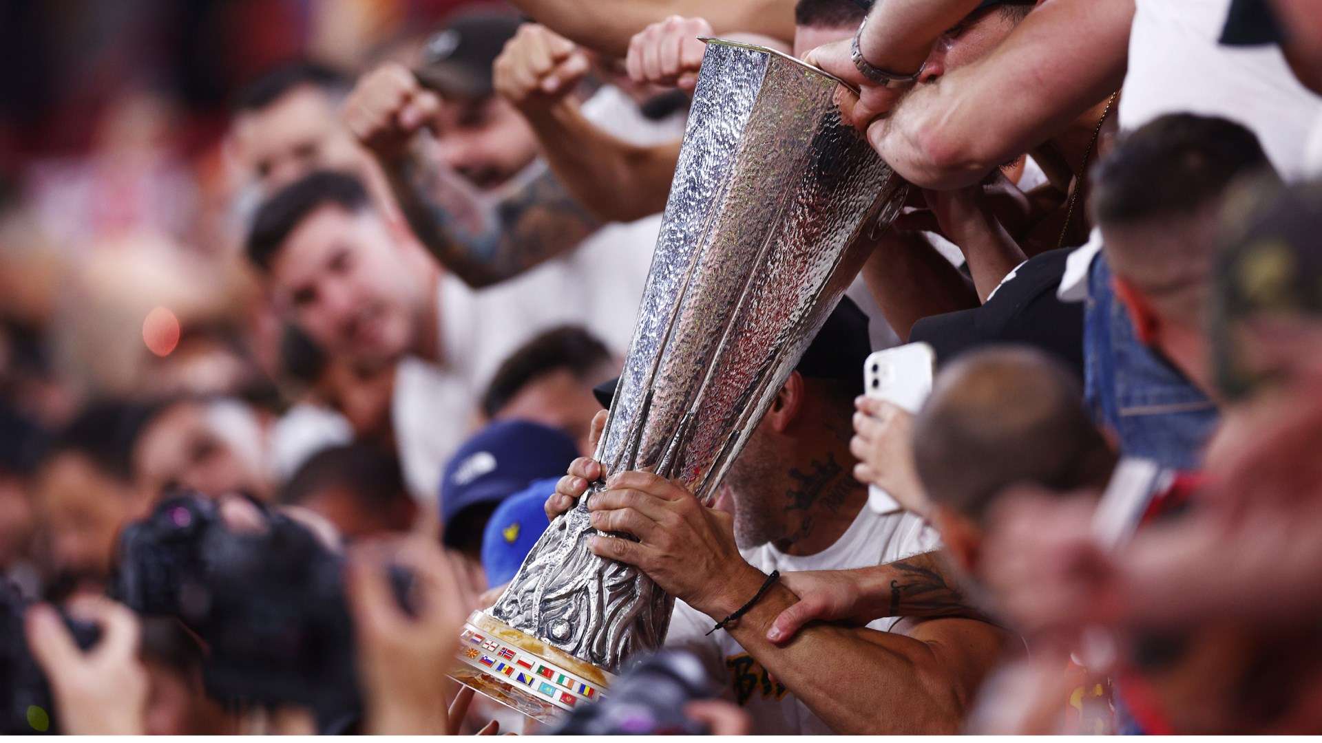 他的到来 他的到来